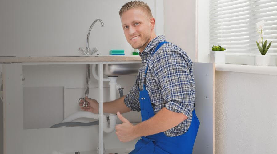 24/7 Plumbing Response in Irons, MI